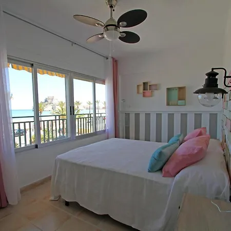 Doyes 1ª Linea Frontal Apartman *